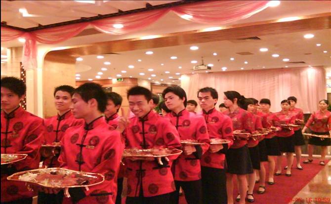 极悦娱乐佛山极悦娱乐供应链为企业优质客户提供、专业快捷服务、全职固定员工、临时服务用工，酒店宴会服务帮工